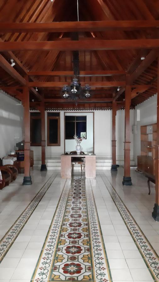 Hotel Joglo 21A à Yogyakarta Extérieur photo