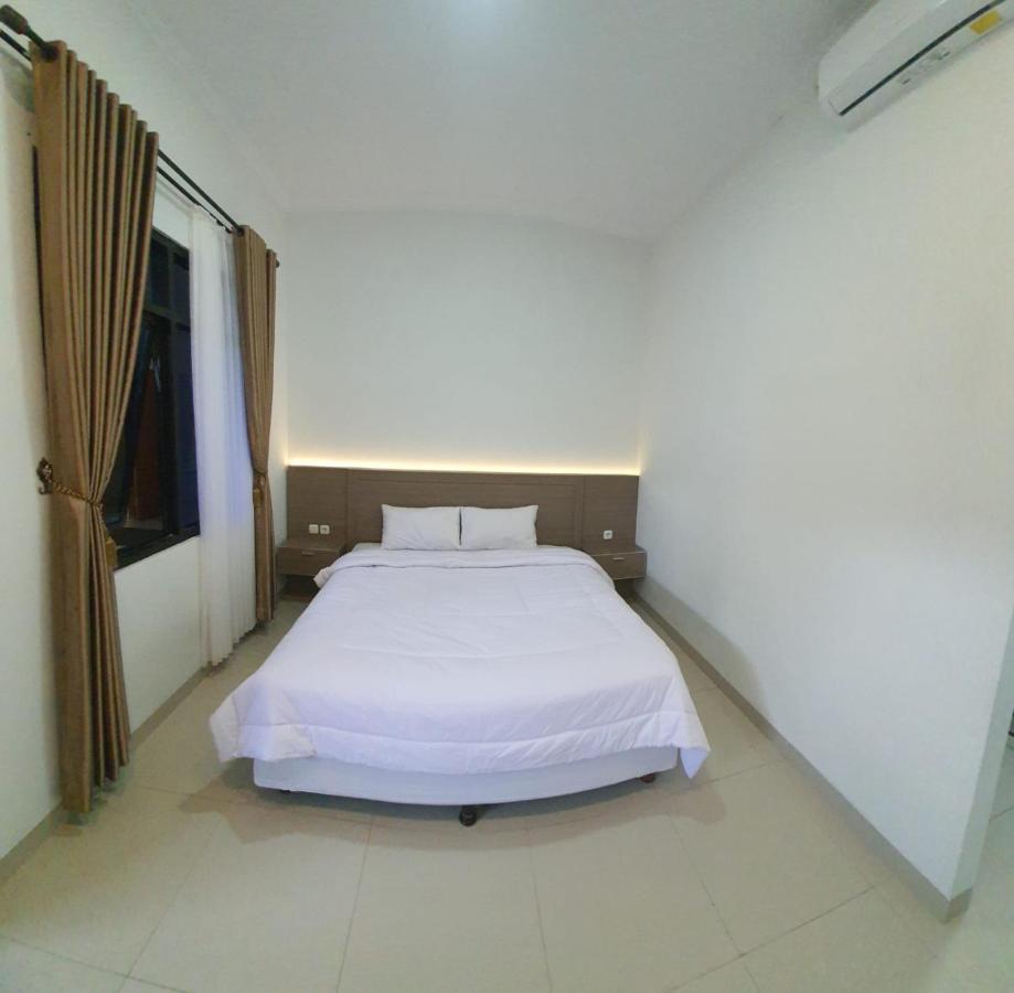 Hotel Joglo 21A à Yogyakarta Extérieur photo